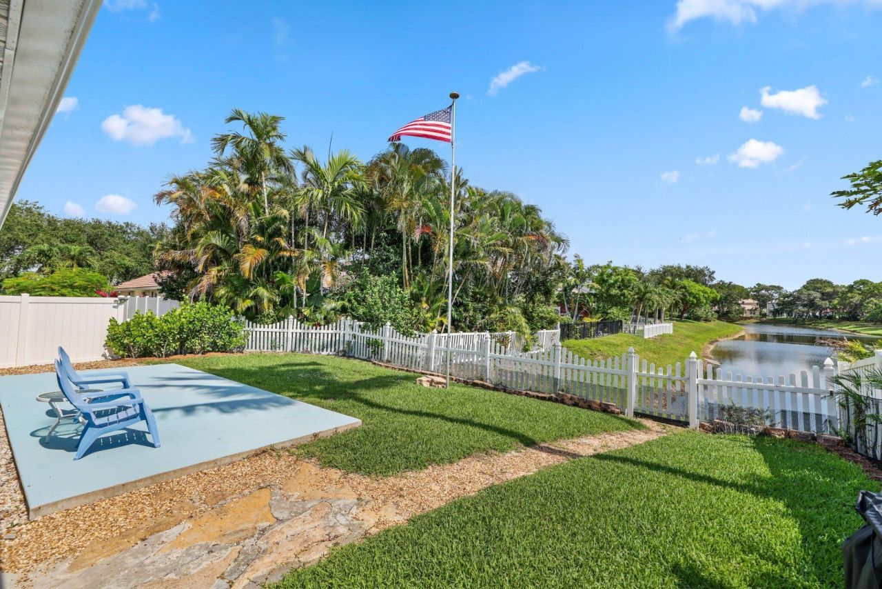 1071 Delray Lakes Drive, Delray Beach, FL 33444 Photo