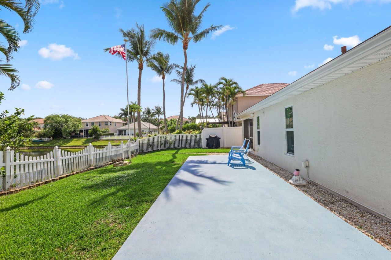 1071 Delray Lakes Drive, Delray Beach, FL 33444 Photo