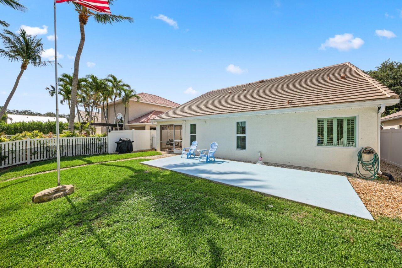 1071 Delray Lakes Drive, Delray Beach, FL 33444 Photo