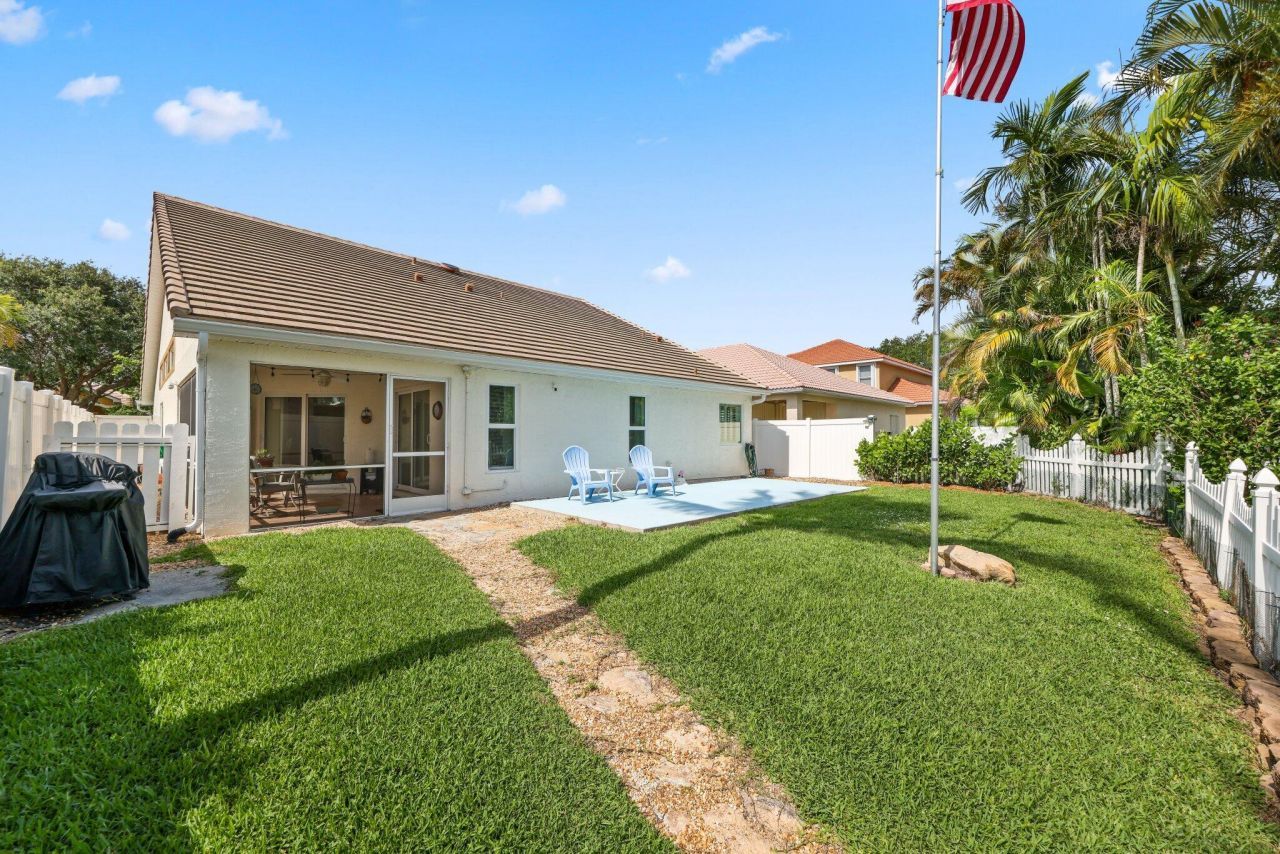 1071 Delray Lakes Drive, Delray Beach, FL 33444 Photo