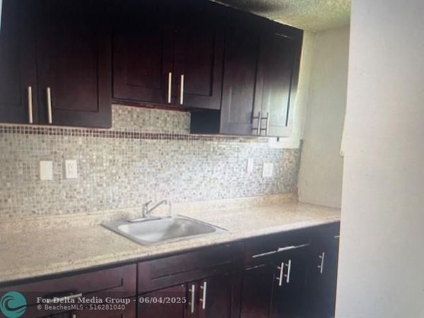 3031 NW 4th Street, Pompano Beach, FL 33069