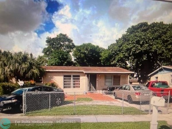 2051 NW 29th Ave, Fort Lauderdale, FL 33311