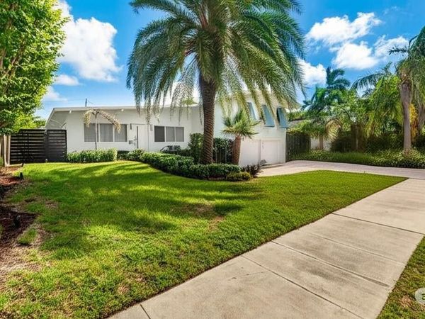 1936 Harbour Inlet Drive, Fort Lauderdale, FL 33316