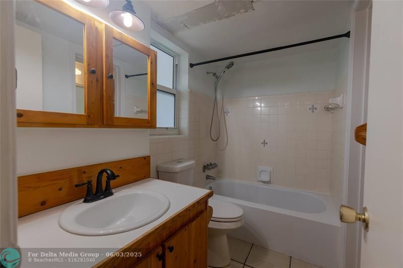 1001 SE 16th Street, Unit 8, Fort Lauderdale, FL 33316 Photo