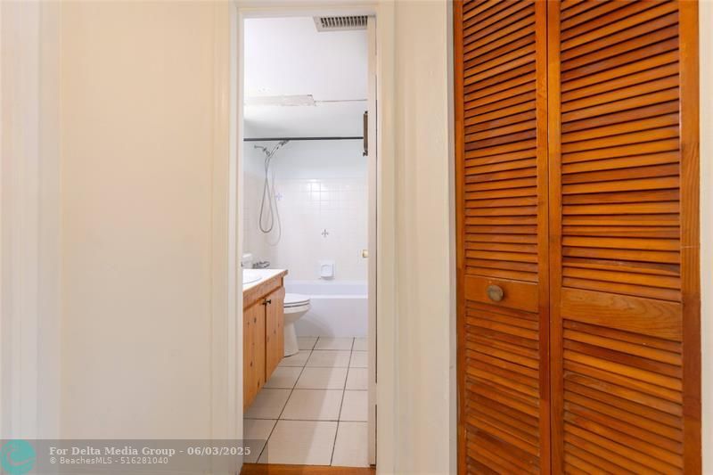 1001 SE 16th Street, Unit 8, Fort Lauderdale, FL 33316 Photo