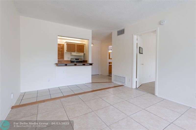 1001 SE 16th Street, Unit 8, Fort Lauderdale, FL 33316 Photo