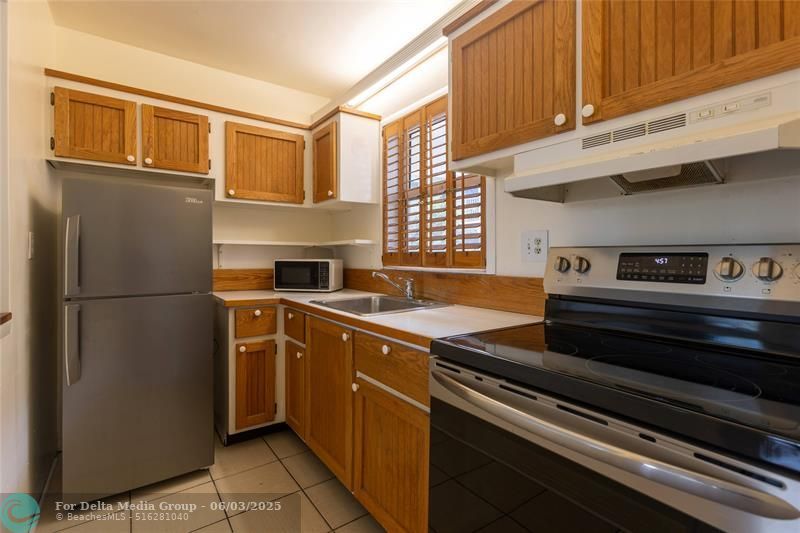 1001 SE 16th Street, Unit 8, Fort Lauderdale, FL 33316 Photo