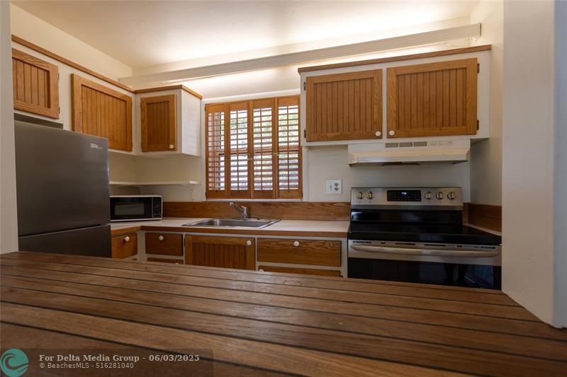 1001 SE 16th Street, Unit 8, Fort Lauderdale, FL 33316 Photo