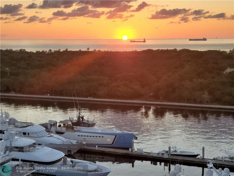 1040 Seminole Drive, Unit 856, Fort Lauderdale, FL 33304 Photo