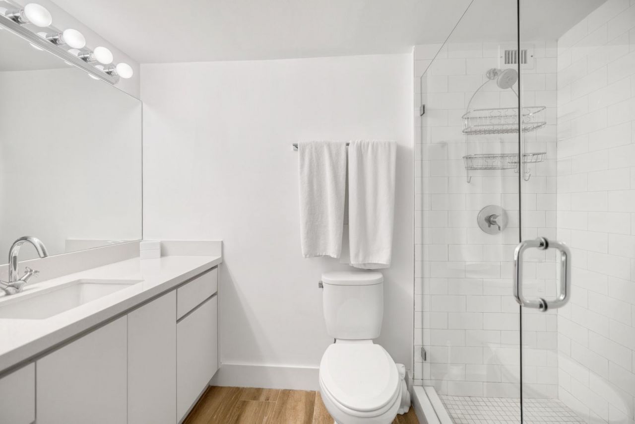 2301 Collins Avenue, Unit 838, Miami Beach, FL 33139 Photo