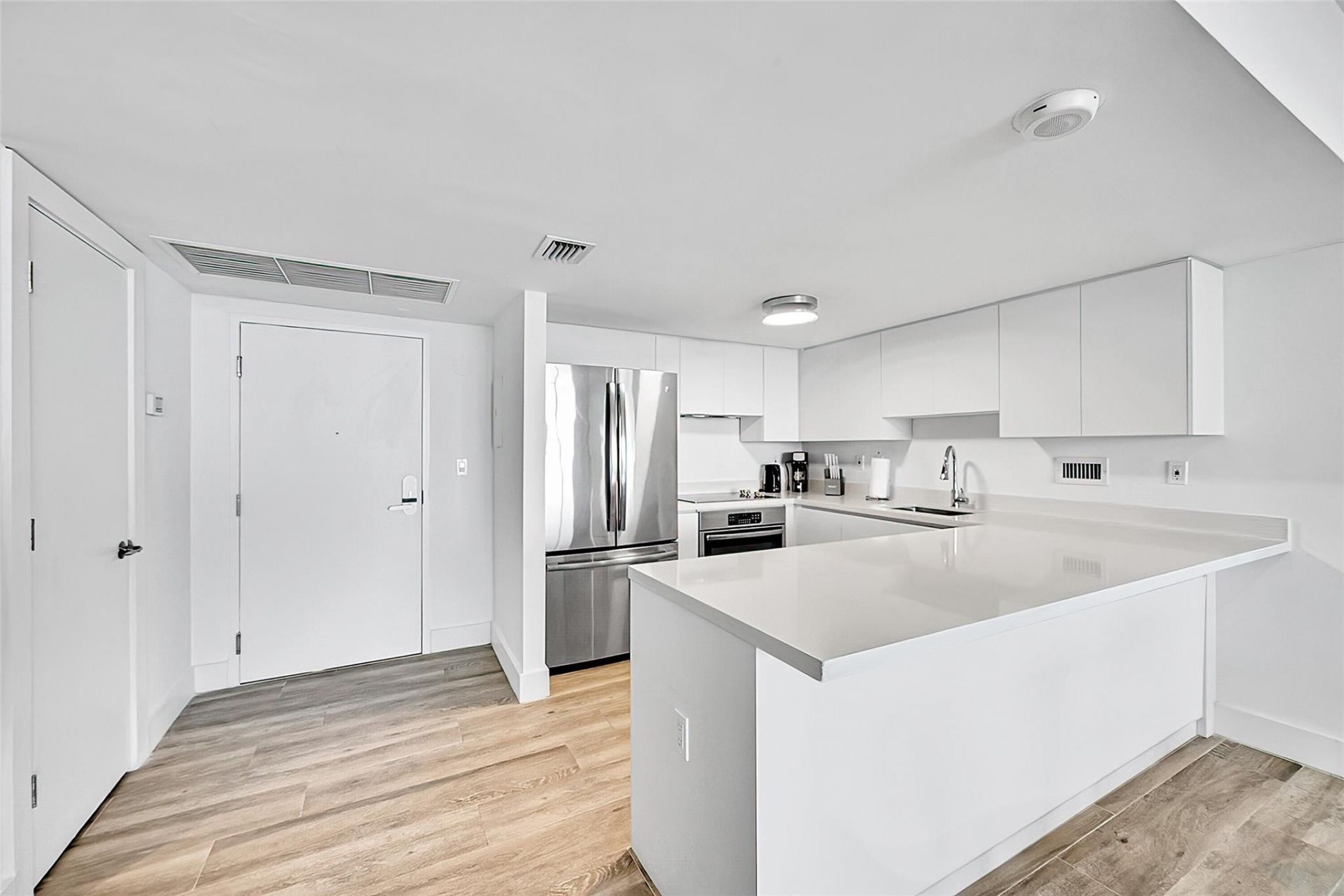 2301 Collins Avenue, Unit 838, Miami Beach, FL 33139 Photo