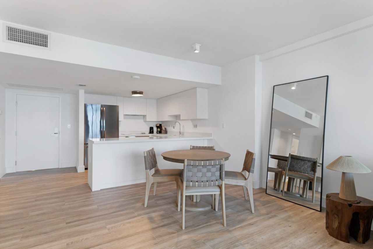 2301 Collins Avenue, Unit 838, Miami Beach, FL 33139 Photo