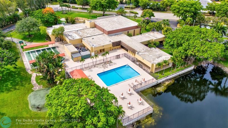 5860 NW 64th Ave, Unit 201, Tamarac, FL 33319 Photo