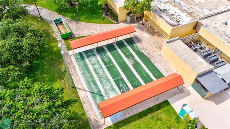 5860 NW 64th Ave, Unit 201, Tamarac, FL 33319 Photo