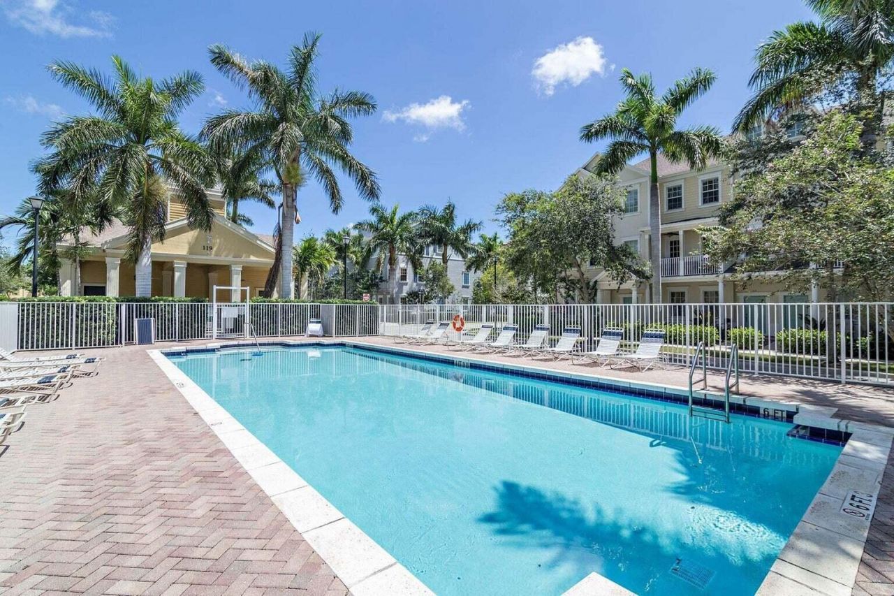 148 Botanica Drive, Unit (Adu), Jupiter, FL 33458 Photo