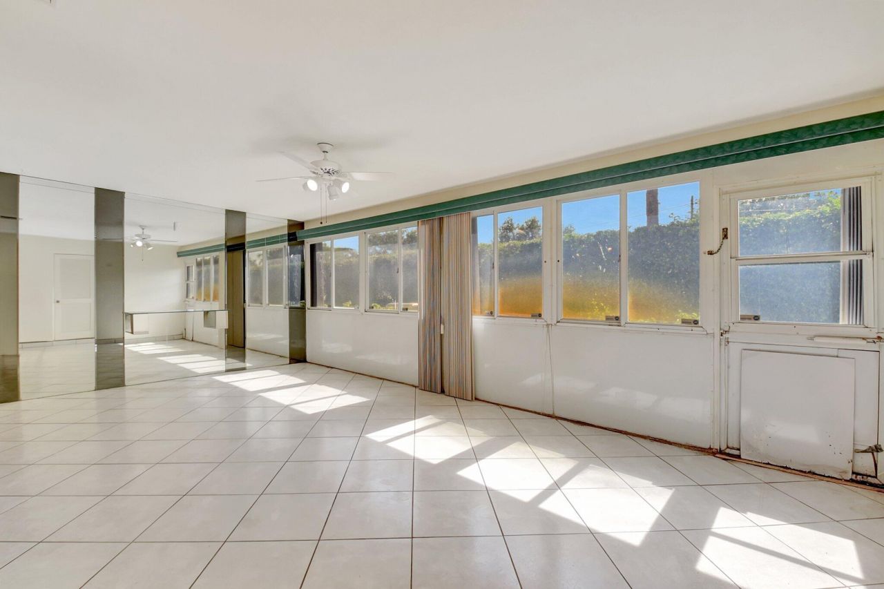 5800 Fernley Drive W, Unit 51, West Palm Beach, FL 33415 Photo