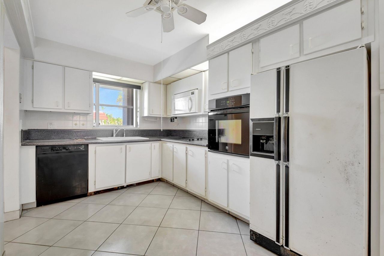 5800 Fernley Drive W, Unit 51, West Palm Beach, FL 33415 Photo