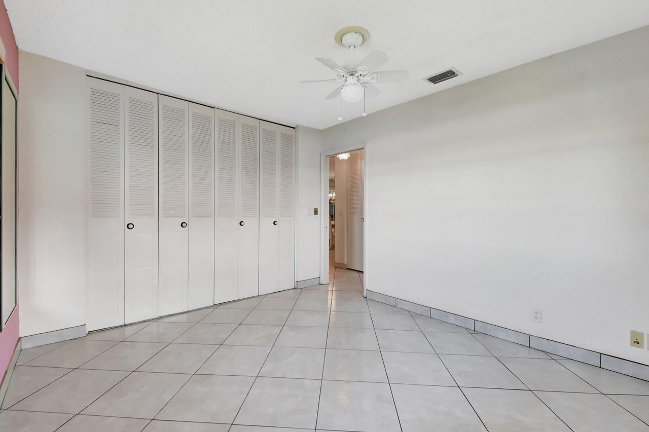 5800 Fernley Drive W, Unit 51, West Palm Beach, FL 33415 Photo