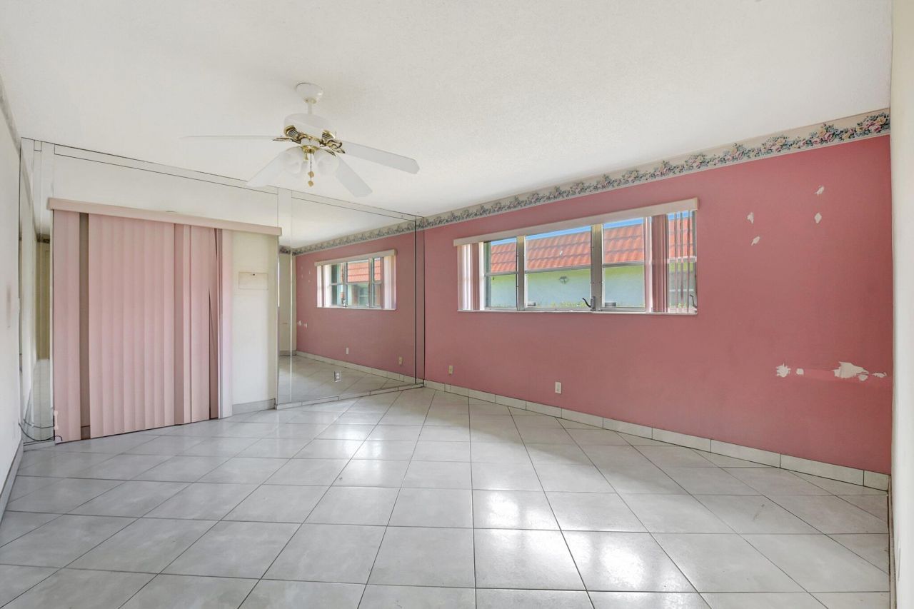 5800 Fernley Drive W, Unit 51, West Palm Beach, FL 33415 Photo