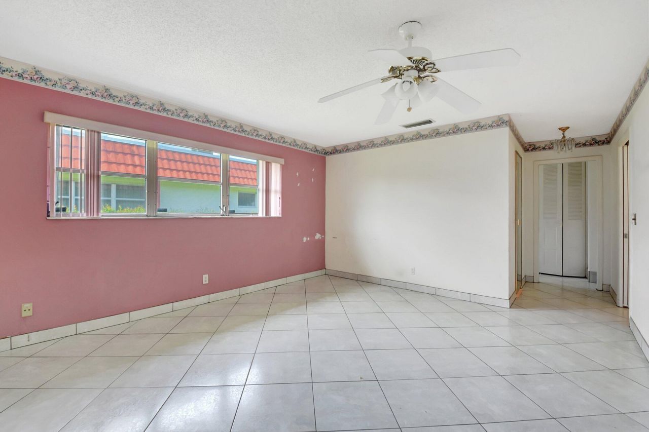 5800 Fernley Drive W, Unit 51, West Palm Beach, FL 33415 Photo