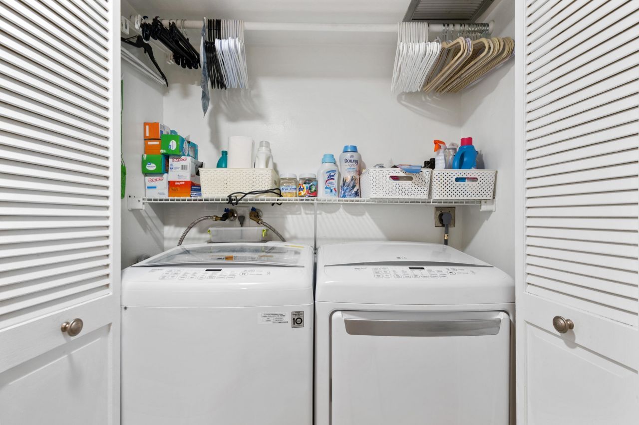 899 Jeffery Street, Unit 301, Boca Raton, FL 33487 Photo