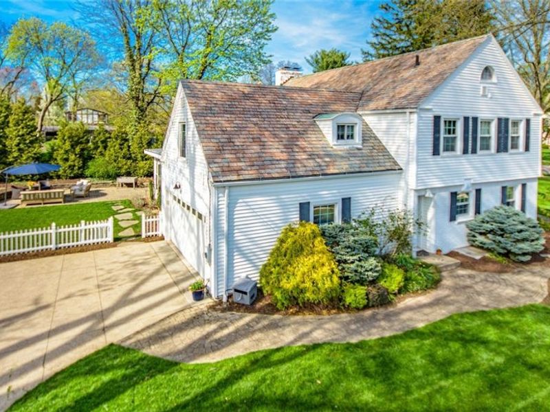 754 Merriman Road, Akron, OH 44303 Photo 3