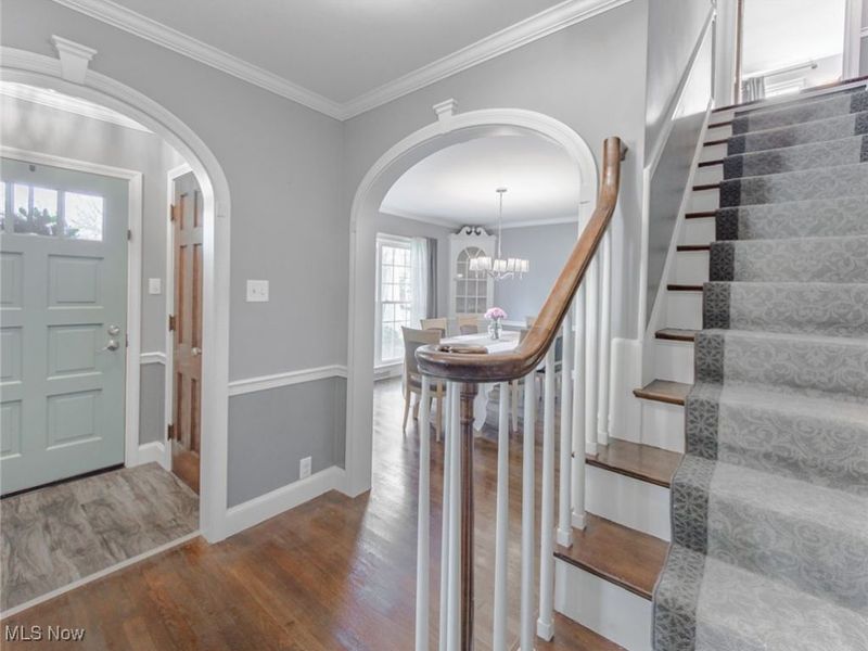 754 Merriman Road, Akron, OH 44303 Photo 7