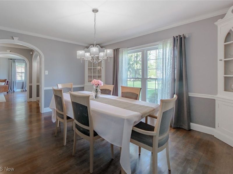 754 Merriman Road, Akron, OH 44303 Photo 9