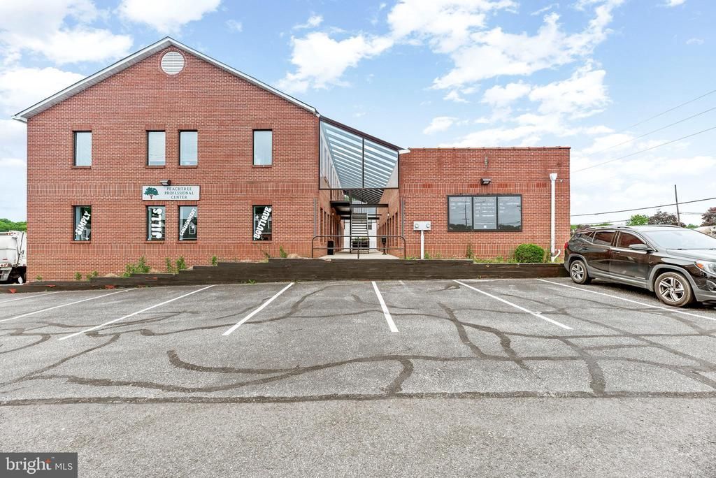 10351 Southern Maryland Boulevard, Dunkirk, MD 20754 Main Photo