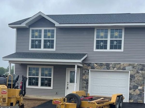 120 PACIFIC AVENUE, MILROY, PA 17063