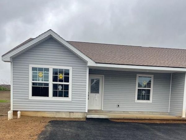 104 PACIFIC AVENUE, MILROY, PA 17063