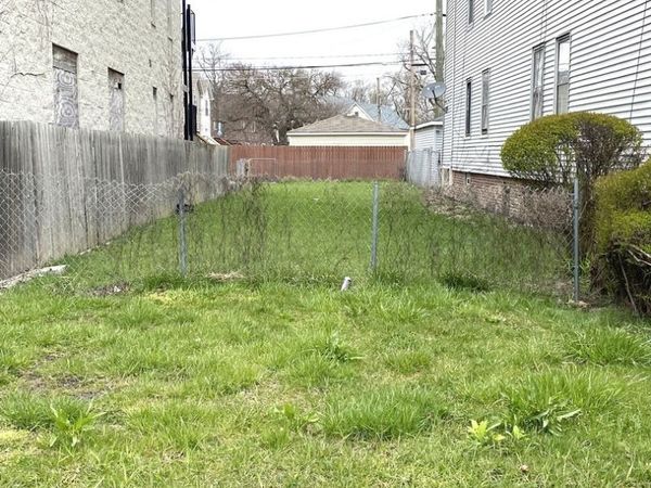 710 E 95th Street, Chicago, IL 60619