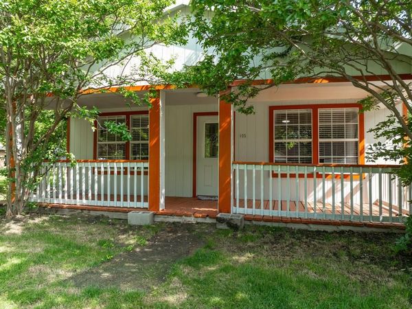 105 E North Street, Itasca, TX 76055