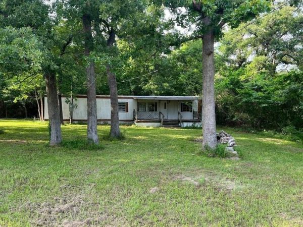 22049 Driftwood Drive, Frankston, TX 75763