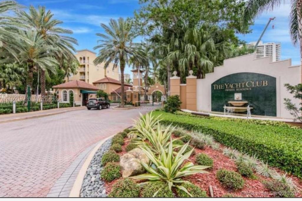 19601 E Country Club Drive, Unit 7-203, Aventura, FL 33180 Photo