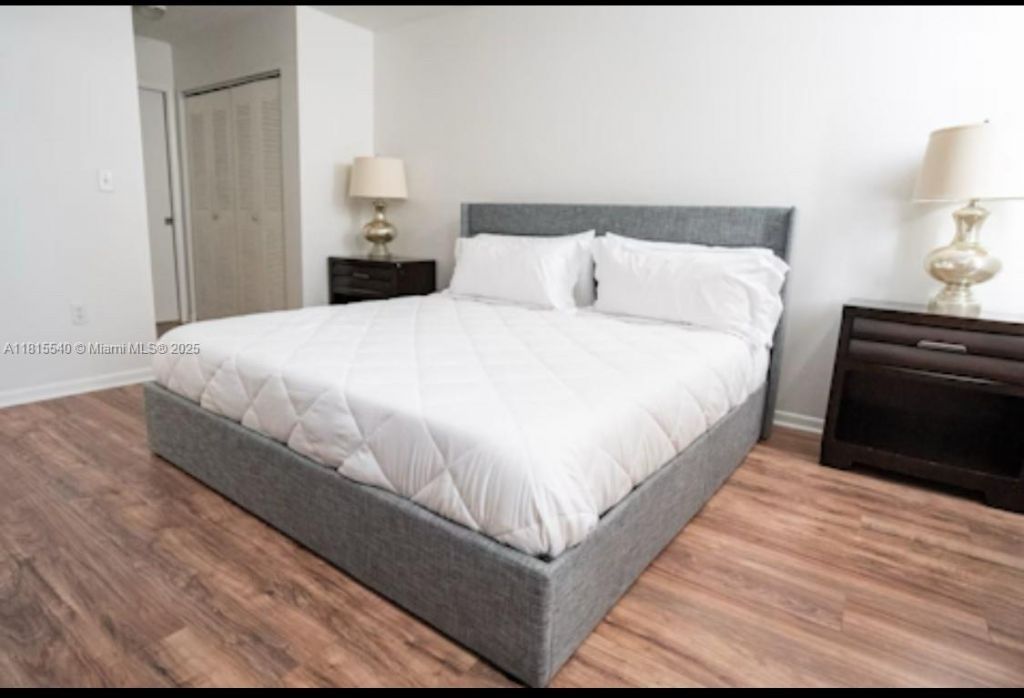 19601 E Country Club Drive, Unit 7-203, Aventura, FL 33180 Photo