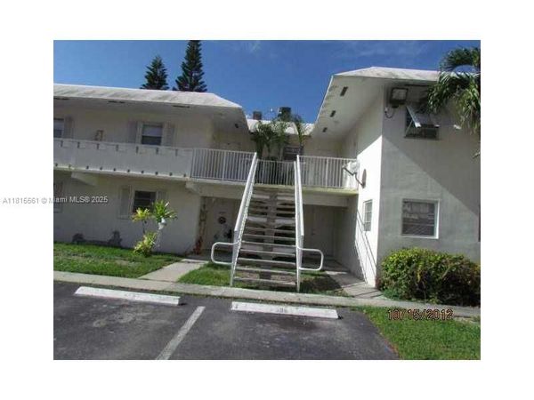 Unit B106, Miami, FL 33143