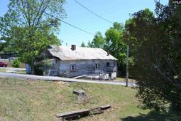 6538 Two Notch Road photo 4