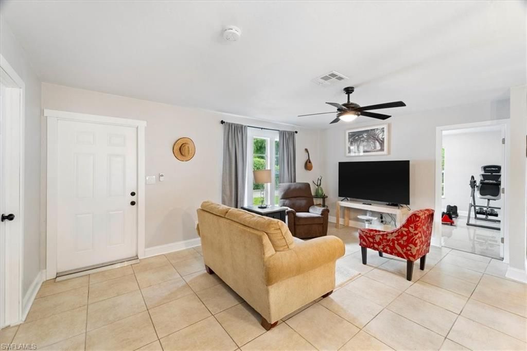51-55 Lake St, North Fort Myers, FL 33903 Photo