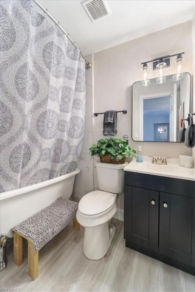 51-55 Lake St, North Fort Myers, FL 33903 Photo