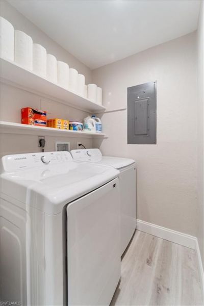 51-55 Lake St, North Fort Myers, FL 33903 Photo