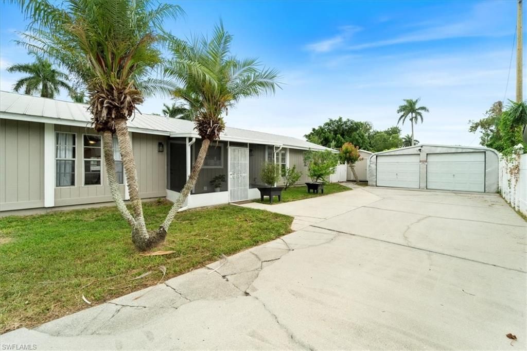 51-55 Lake St, North Fort Myers, FL 33903 Photo