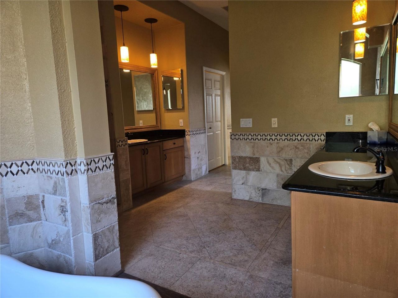 9127 Woodridge Run Drive, Tampa, FL 33647 Photo