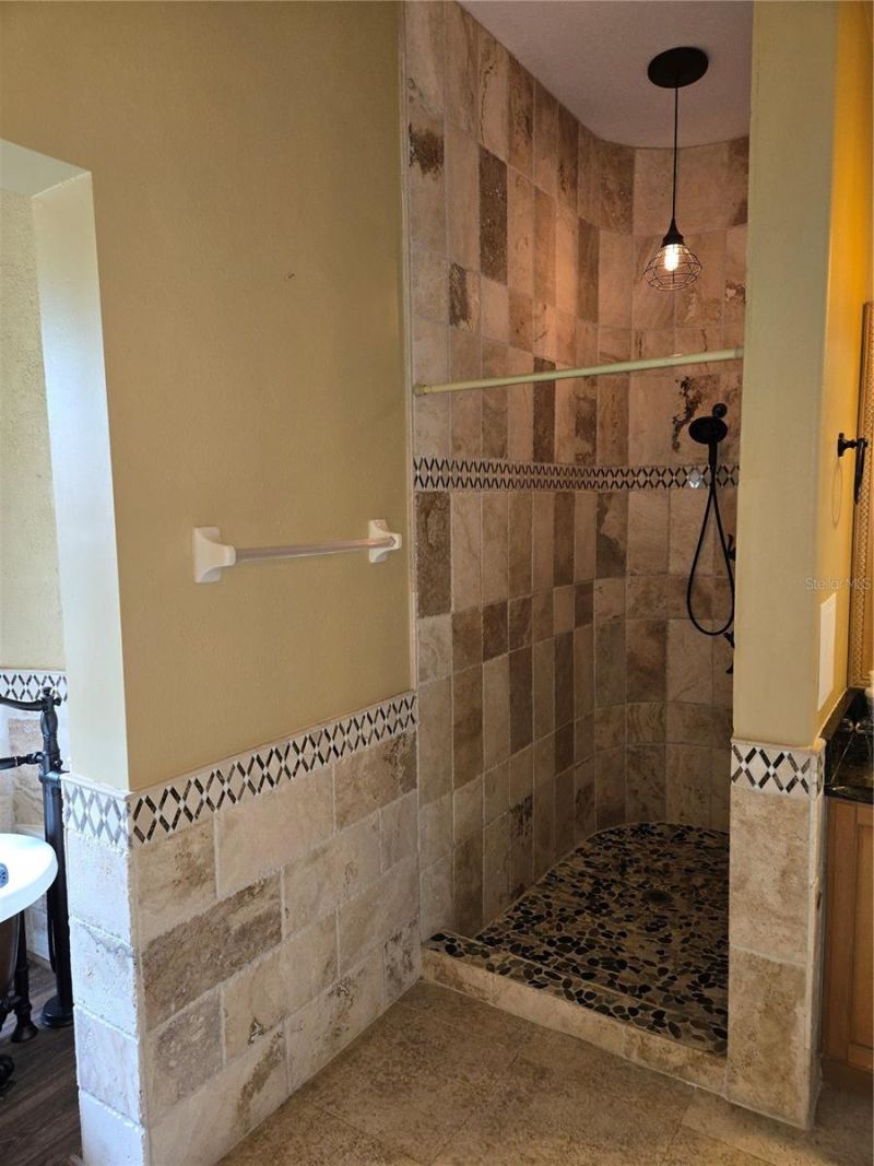 9127 Woodridge Run Drive, Tampa, FL 33647 Photo