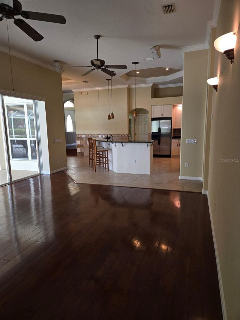 9127 Woodridge Run Drive, Tampa, FL 33647 Photo
