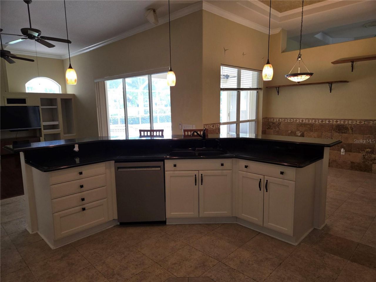 9127 Woodridge Run Drive, Tampa, FL 33647 Photo