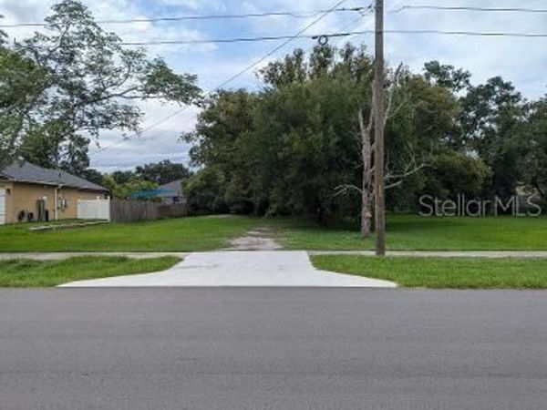 313 PINE STREET, ORLANDO, FL 32824