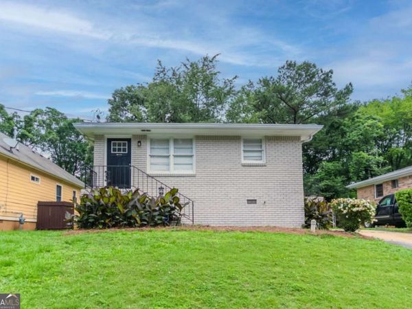 933 Capitol View Avenue NW, Atlanta, GA 30318