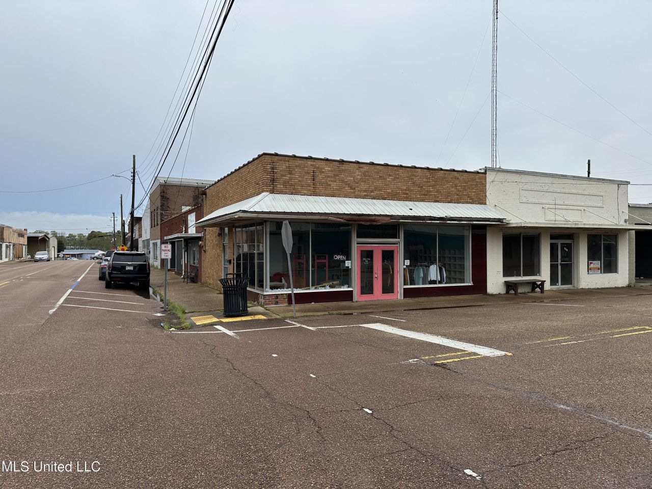 128 E Choctaw Street, Magee, MS 39111 Main Photo