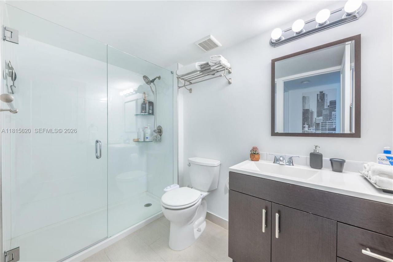 16189 Laurel Dr, Unit 25, Weston, FL 33326 Photo